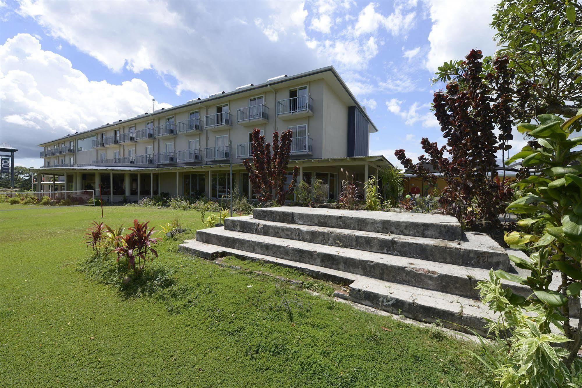 Gazelle International Hotel Kokopo Buitenkant foto
